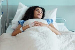 Mommy Makeover Safety: Why Long Surgeries and Empty Recovery Rooms Are Both Red Flags